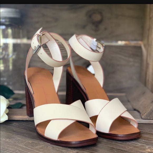 Dolce Vita Shoes - Dolce Vita Nala Chunky Heels in White Sz 7.5
